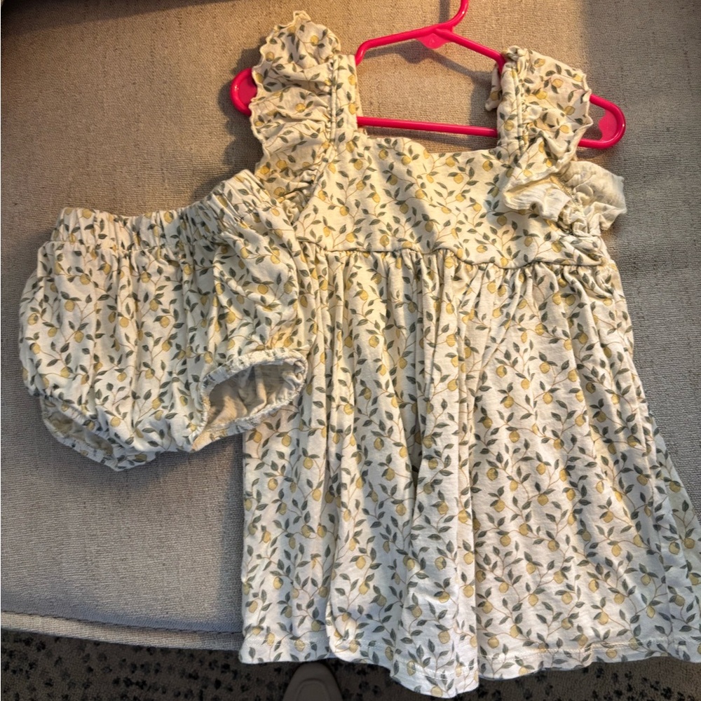 Rylee + Cru Lemon Patterned Top